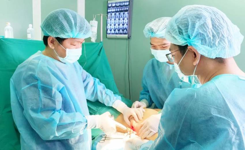 THẠC SĨ BÁC SĨ HUỲNH PHÁT